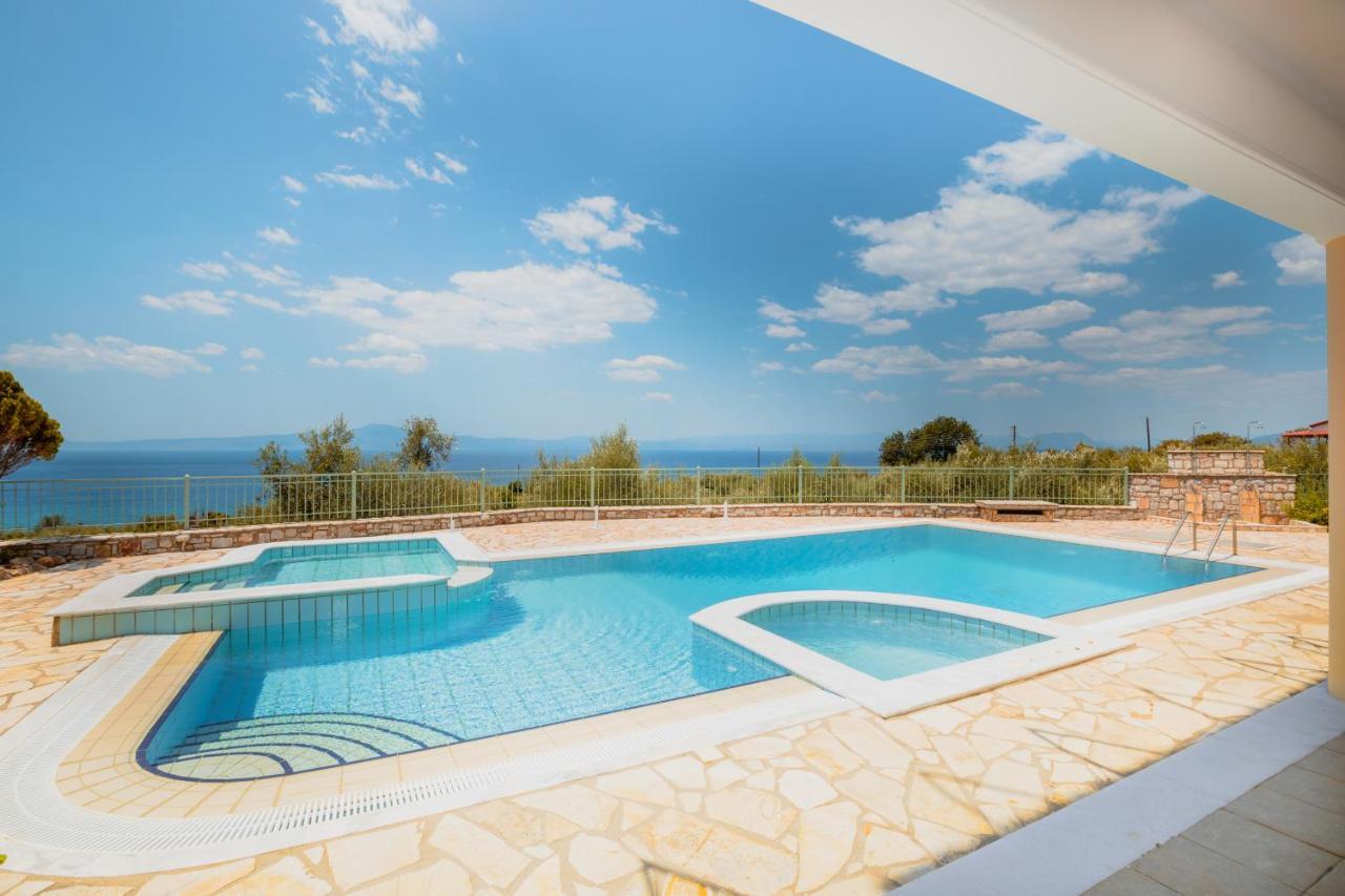 Ferienwohnung Cleopatra'S House Kalamata Exterior foto